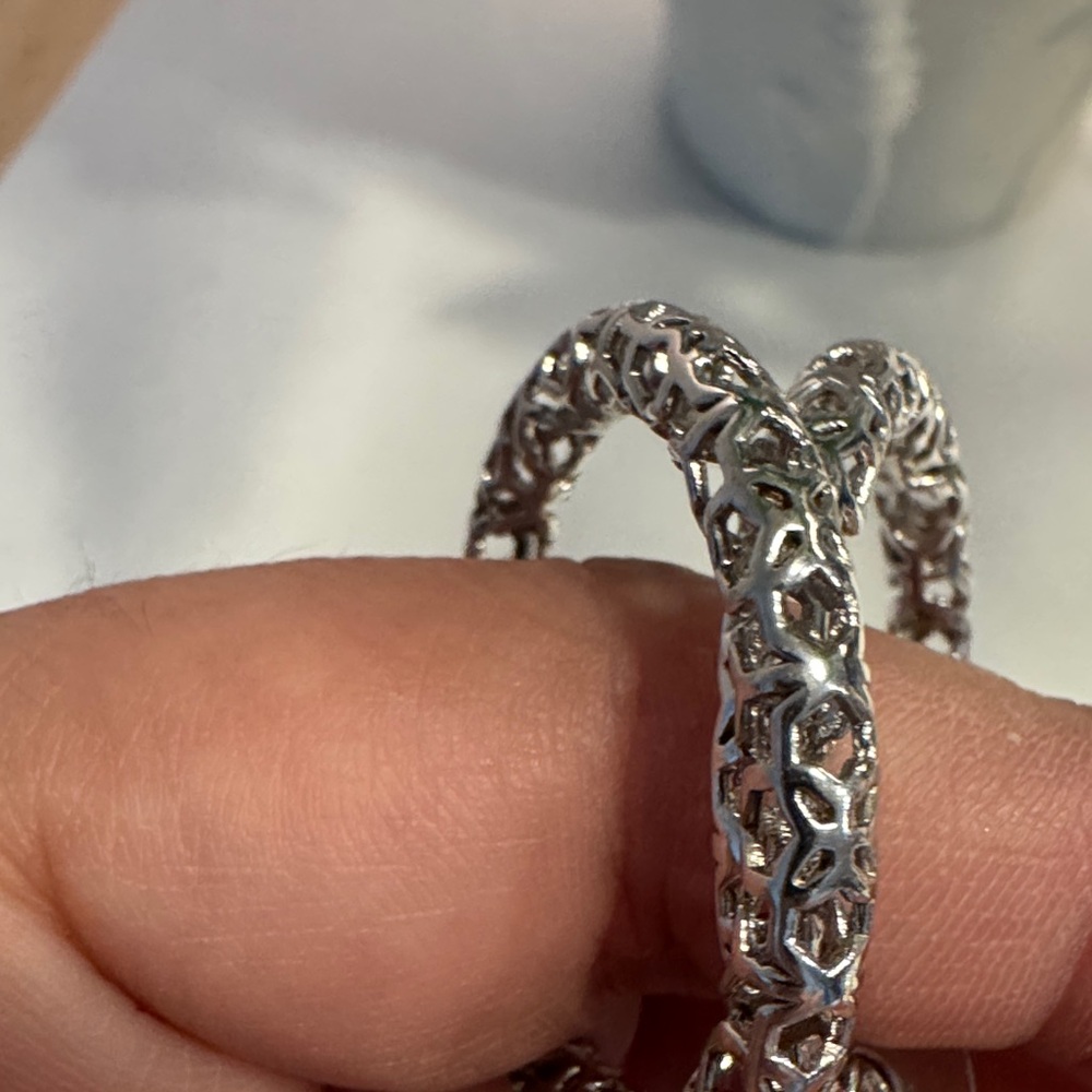 Kendra Scott original Silver Textured Hoop Earrings - Picture 2 of 4
